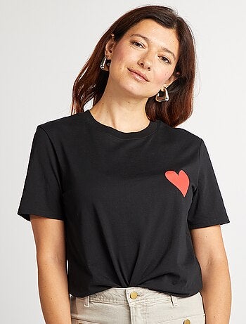 Camiseta con mensaje despedida de soltera