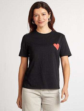 Camiseta con mensaje despedida de soltera