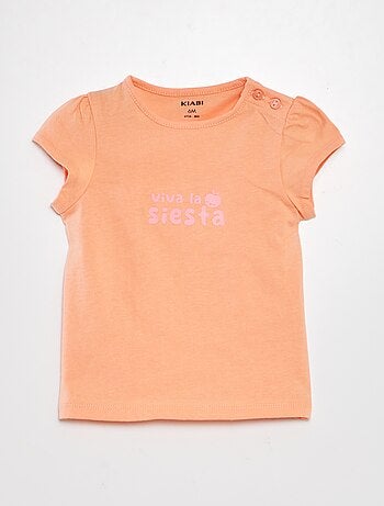 Camiseta con mensaje bordado naranja bebé niña