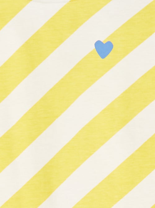 Camiseta con motivo y volantes en las sisas - Kiabi