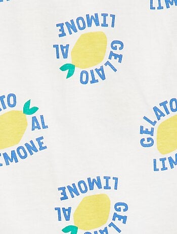 Camiseta con motivo y volantes en las sisas