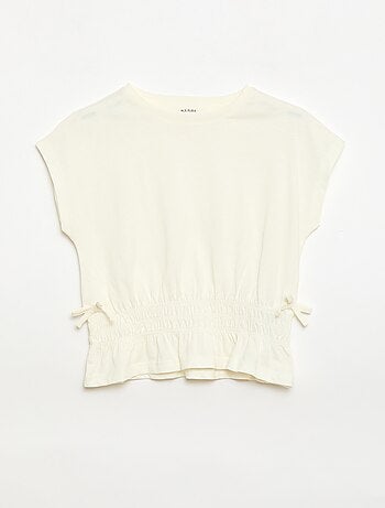Camiseta con pieza fruncida y lazos en la cintura