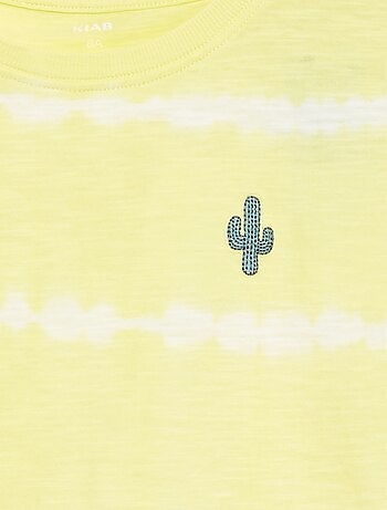 Camiseta con rayas tie-dye