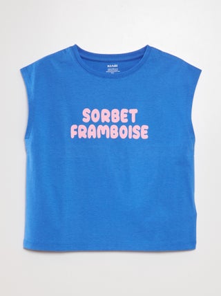 Camiseta con sisas americanas