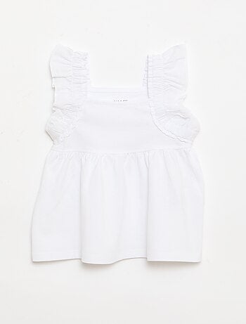 Camiseta con tirantes de volantes