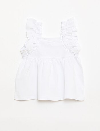 Camiseta con tirantes de volantes