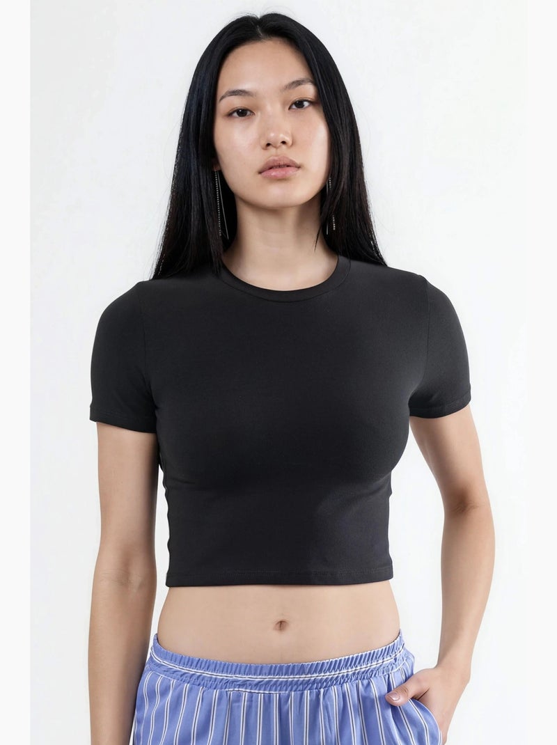 Camiseta corta con cuello redondo busem Negro - Kiabi