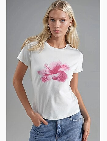 Camiseta corta con cuello redondo estampada hiccup