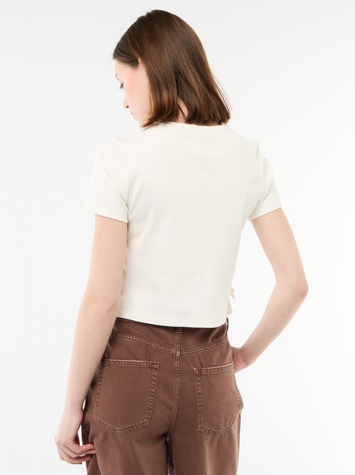 Camiseta corta de canalé con nudos - Kiabi