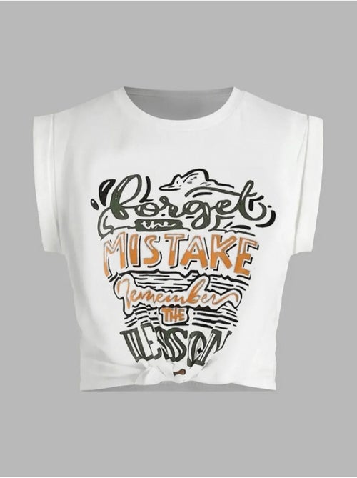 Camiseta corta estampada con detalle de ribete hiccup - Kiabi Camiseta corta estampada con detalle de ribete hiccup - Kiabi
