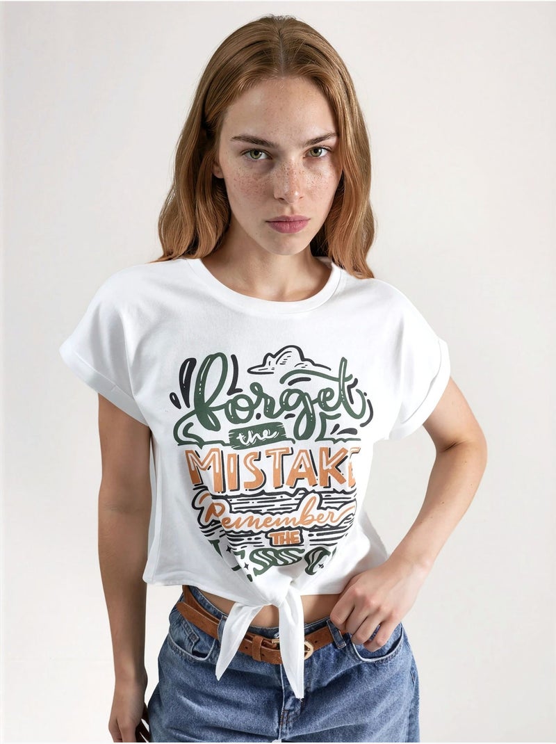 Camiseta corta estampada con detalle de ribete hiccup Blanco - Kiabi