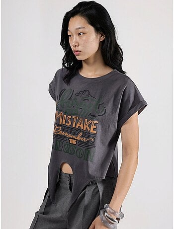 Camiseta corta estampada con detalle de ribete hiccup