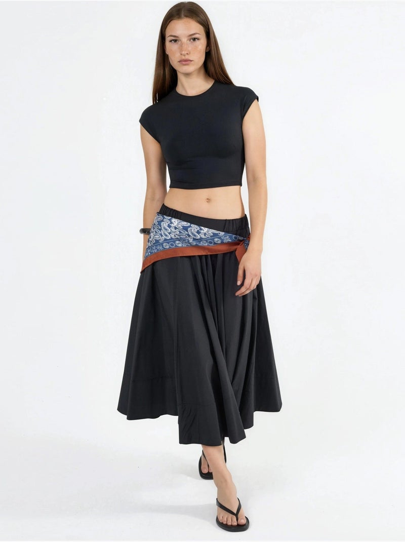 Camiseta corta lisa con cuello redondo busem Negro - Kiabi