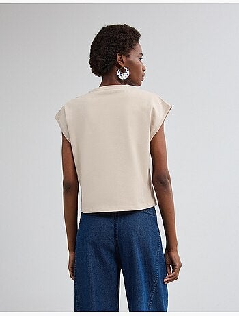 Camiseta cortada, mo fashion