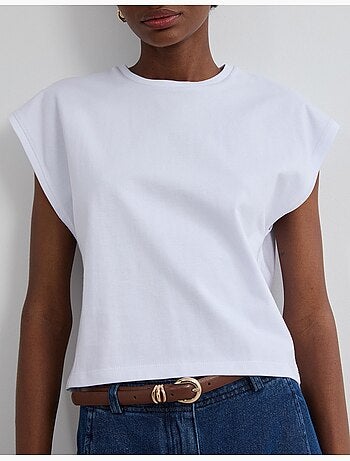 Camiseta cortada, mo fashion