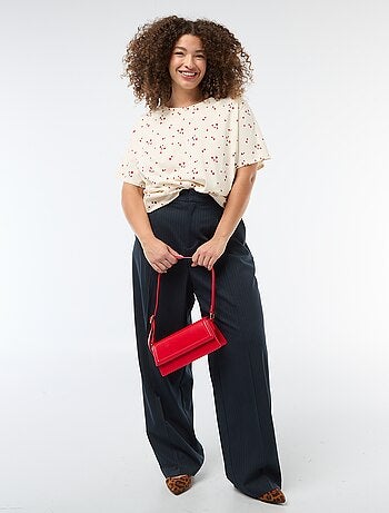 Camiseta corte oversize de manga corta