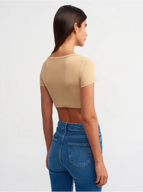 Camiseta crop acanalada de mujer dilvin - Kiabi