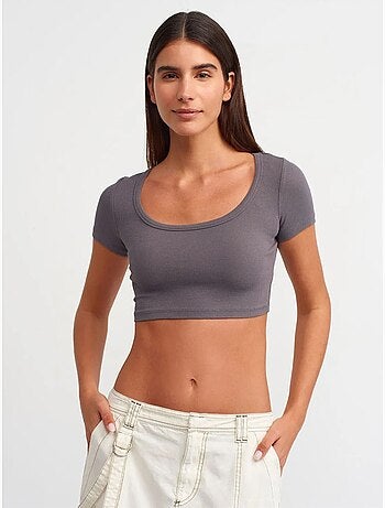 Camiseta crop acanalada de mujer dilvin