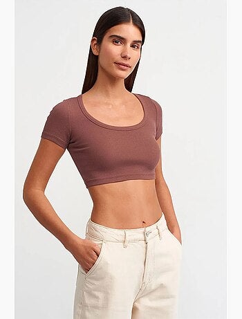 Camiseta crop acanalada de mujer dilvin
