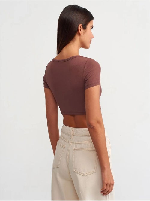 Camiseta crop acanalada de mujer dilvin - Kiabi