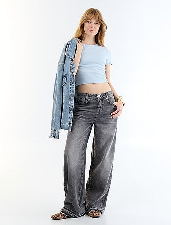 Camiseta crop básica