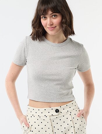 Camiseta crop básica