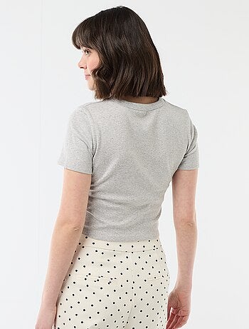 Camiseta crop básica