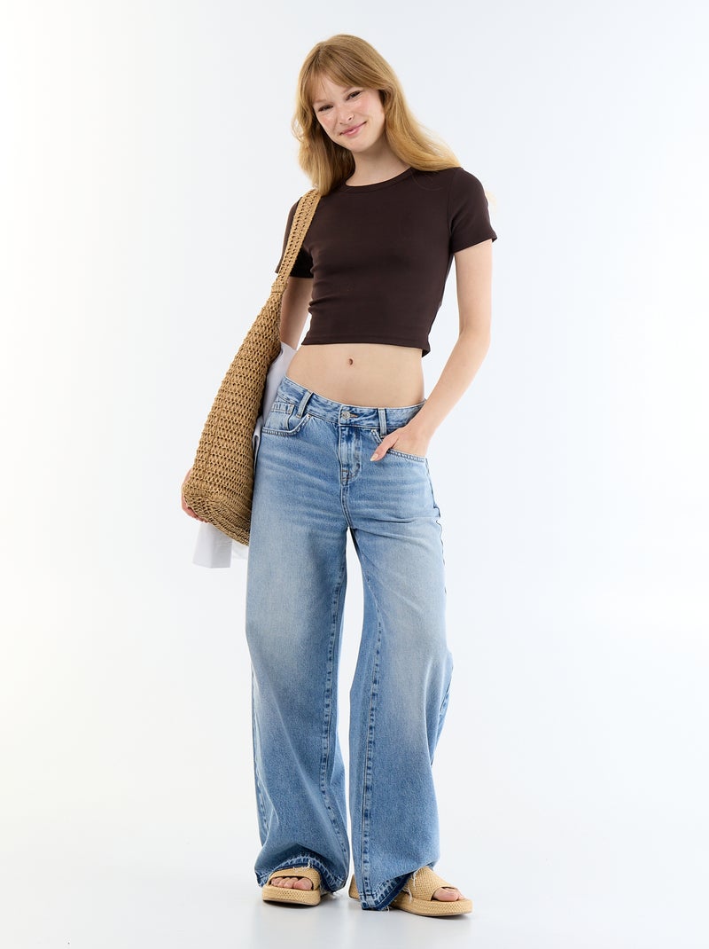 Camiseta crop básica Marron - Kiabi