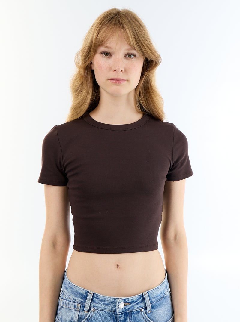 Camiseta crop básica Marron - Kiabi