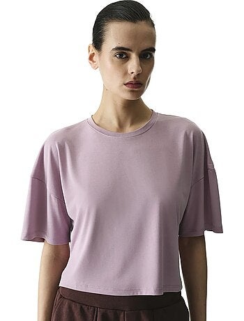 Camiseta crop de modal con abertura penti
