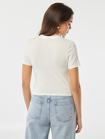 Camiseta crop fit con estampado 'Stitch'
