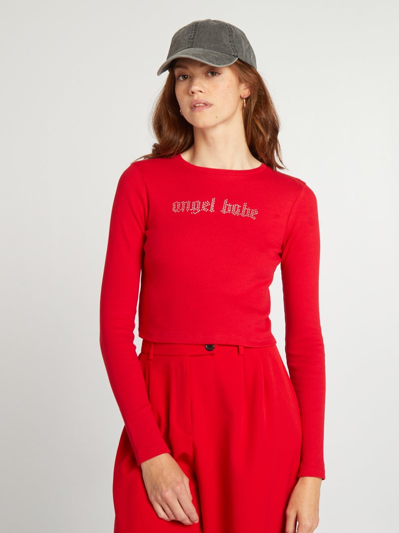 Camiseta crop top con mensaje de strass ROJO - Kiabi