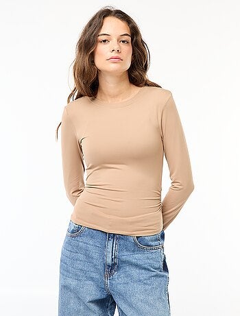 Camiseta cropped de efecto arrugado