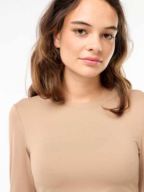 Camiseta cropped de efecto arrugado - Kiabi