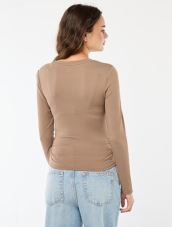 Camiseta cropped de efecto arrugado
