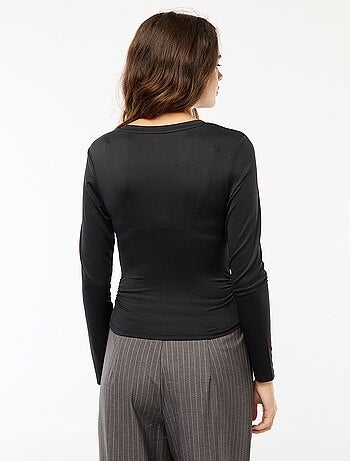 Camiseta cropped de efecto arrugado