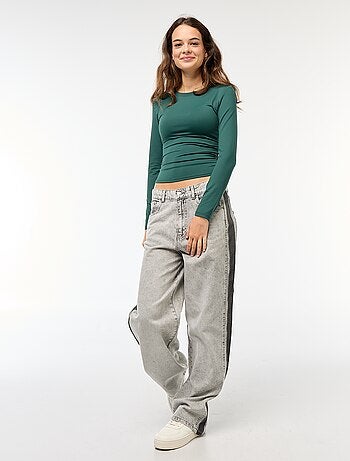 Camiseta cropped de efecto arrugado