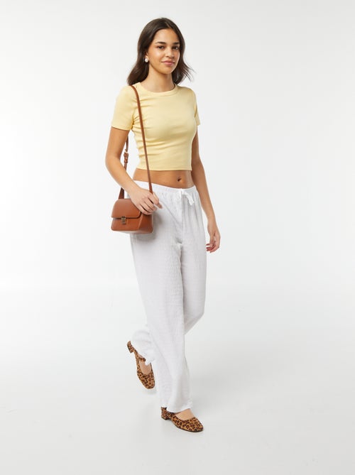 Camiseta cropped de manga corta - Kiabi