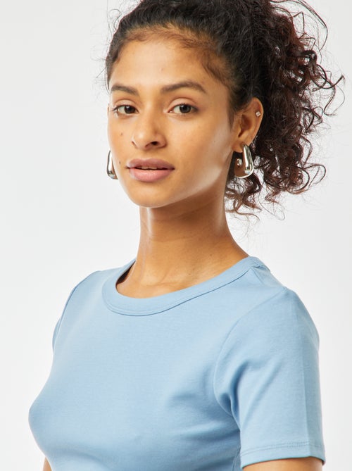 Camiseta cropped de manga corta - Kiabi