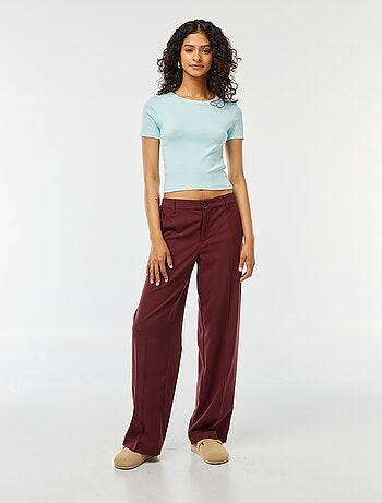 Camiseta cropped de manga corta