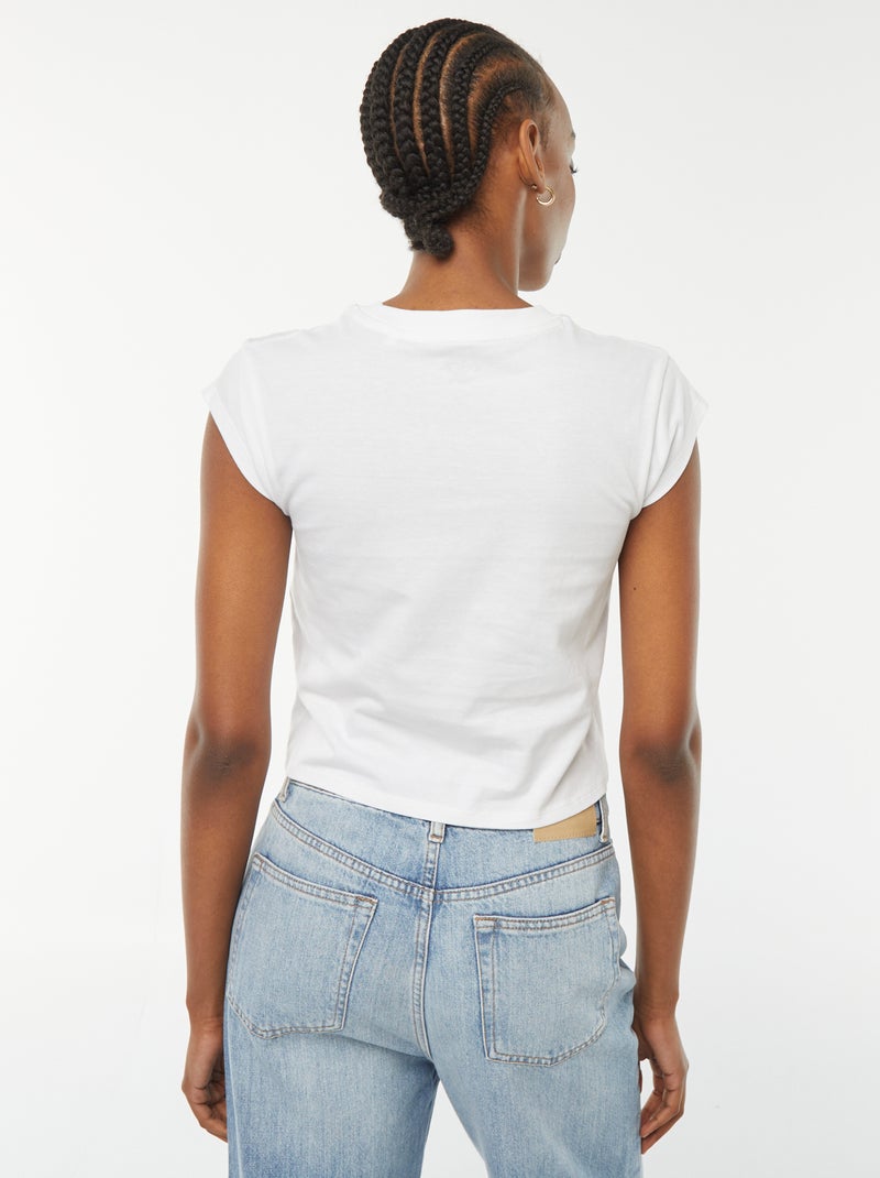 Camiseta cropped de manga corta 'Olivia Rodrigo' blanco - Kiabi