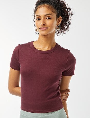 Camiseta cropped de manga corta