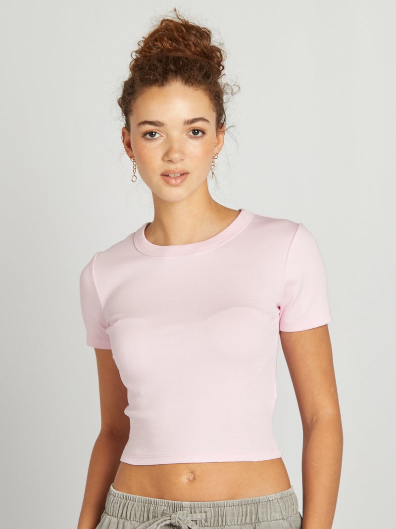 Camiseta cropped de manga corta rosa - Kiabi