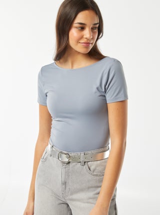 Camiseta cropped de punto elástico con espalda abierta