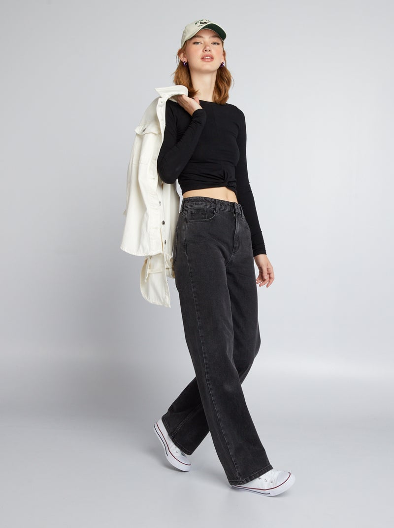 Camiseta cropped Negro - Kiabi