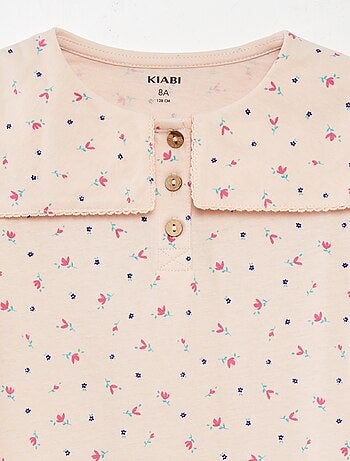 Camiseta cuadrada con cuello bebé