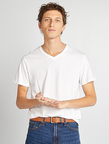 Camiseta cuello en pico