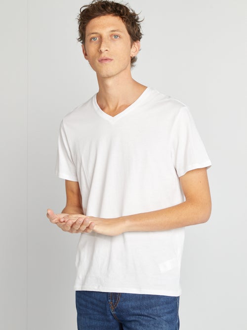 Camiseta cuello en pico - Kiabi