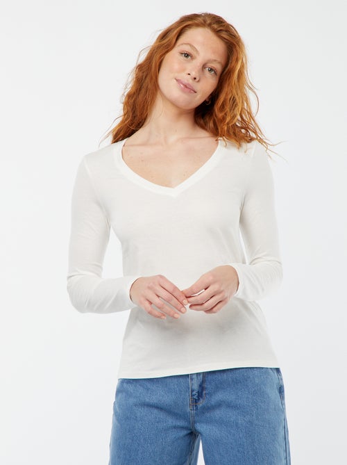 Camiseta cuello en pico - Kiabi