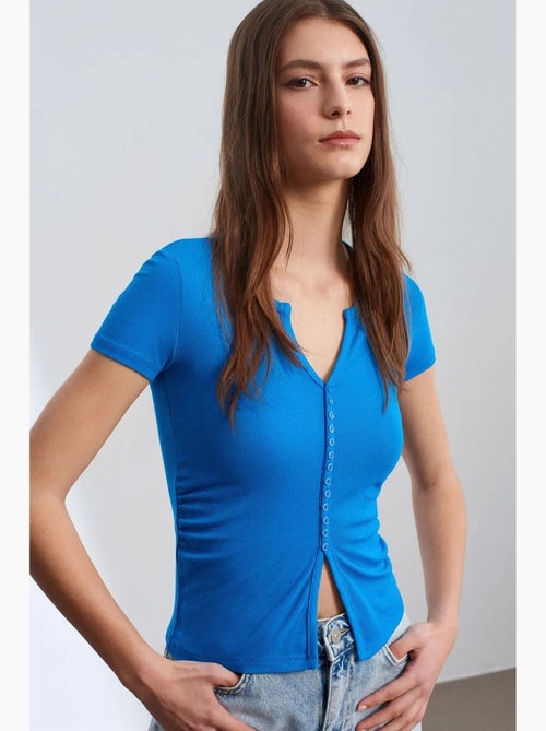 Camiseta cuello redondo botones manga larga ajustada dilvin - Kiabi Camiseta cuello redondo botones manga larga ajustada dilvin - Kiabi
